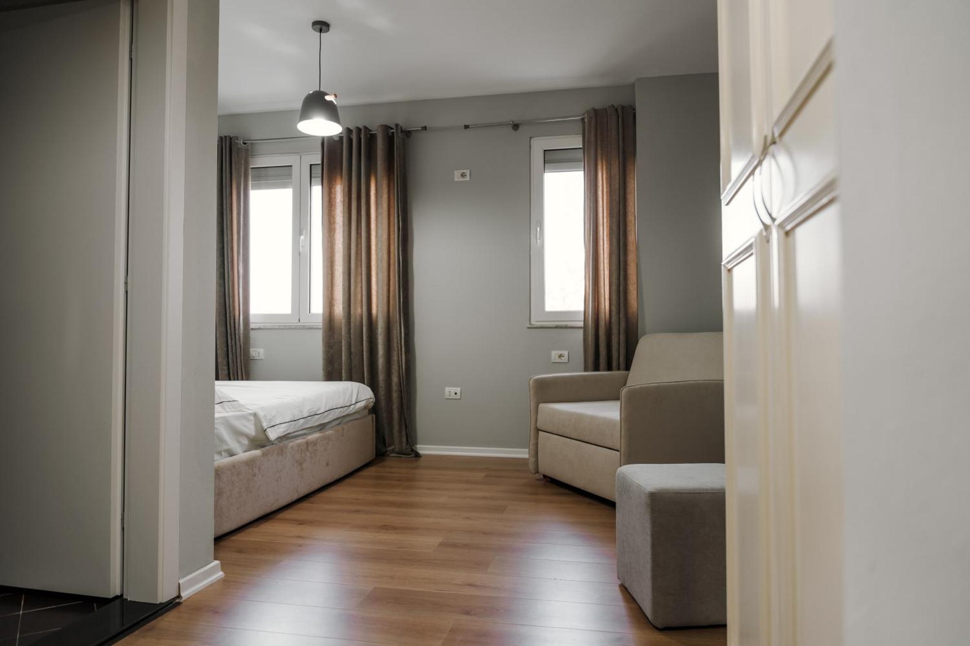 Urban Hotel Tirana Zewnętrze zdjęcie